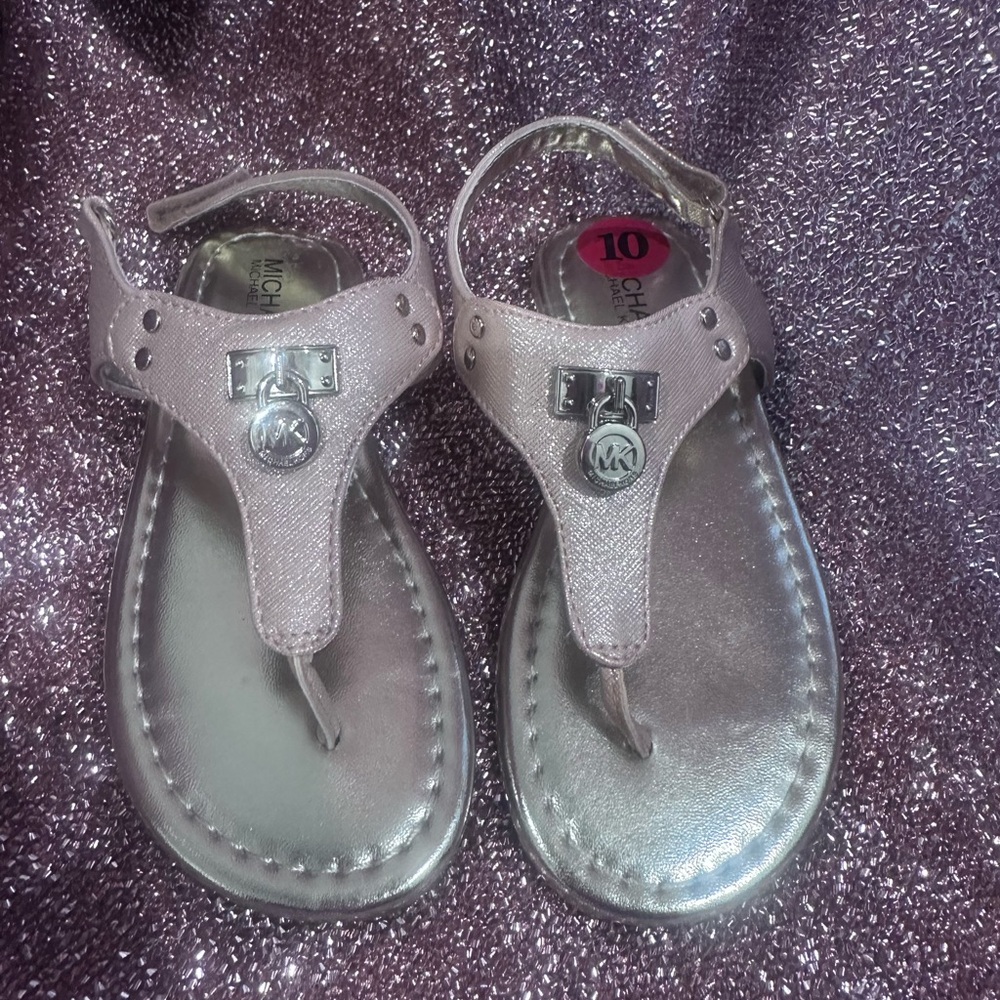 Micheal KORS girl’s sandals 10c